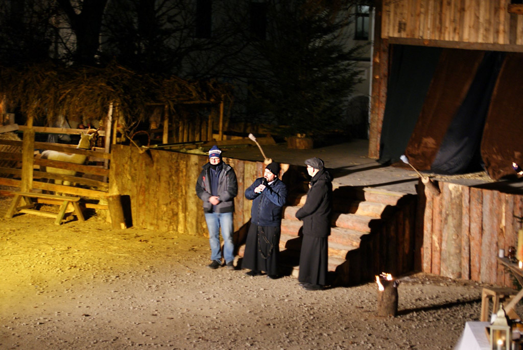 Opowieść o Bożym Narodzeniu, inscenizacja przygotowana przez wspólnotę Cenacolo