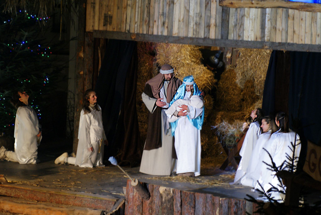 Opowieść o Bożym Narodzeniu, inscenizacja przygotowana przez wspólnotę Cenacolo